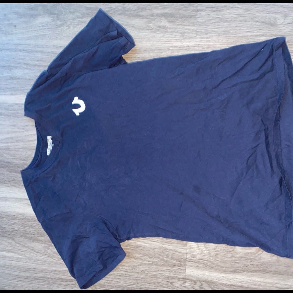 Men’s true religion V-neck size M